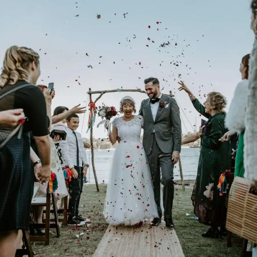 andrearowanweddingwalking