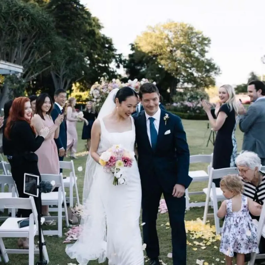 ~ Lydia & Sam's amazing Wedding Day in Sydney's Botanic Gardens! ~ On Sunday afternoon 31st October