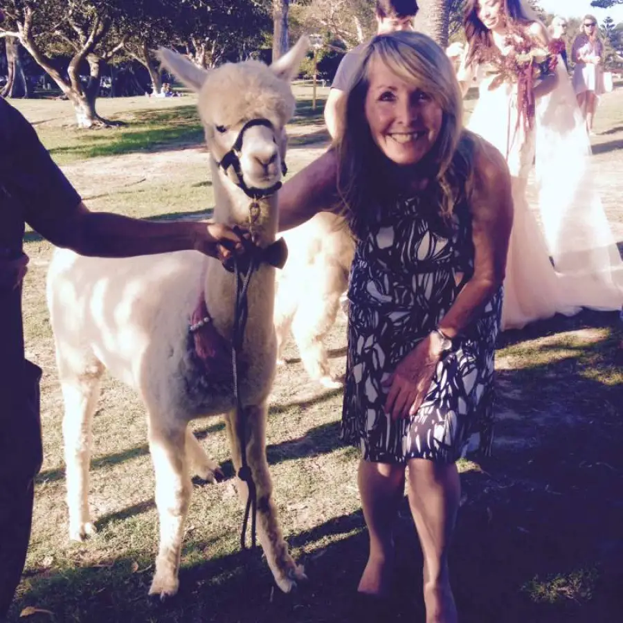 mariamichaeldunbarjanetwithllama