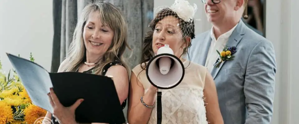 Best Wedding Readings for Civil Marriage Ceremonies